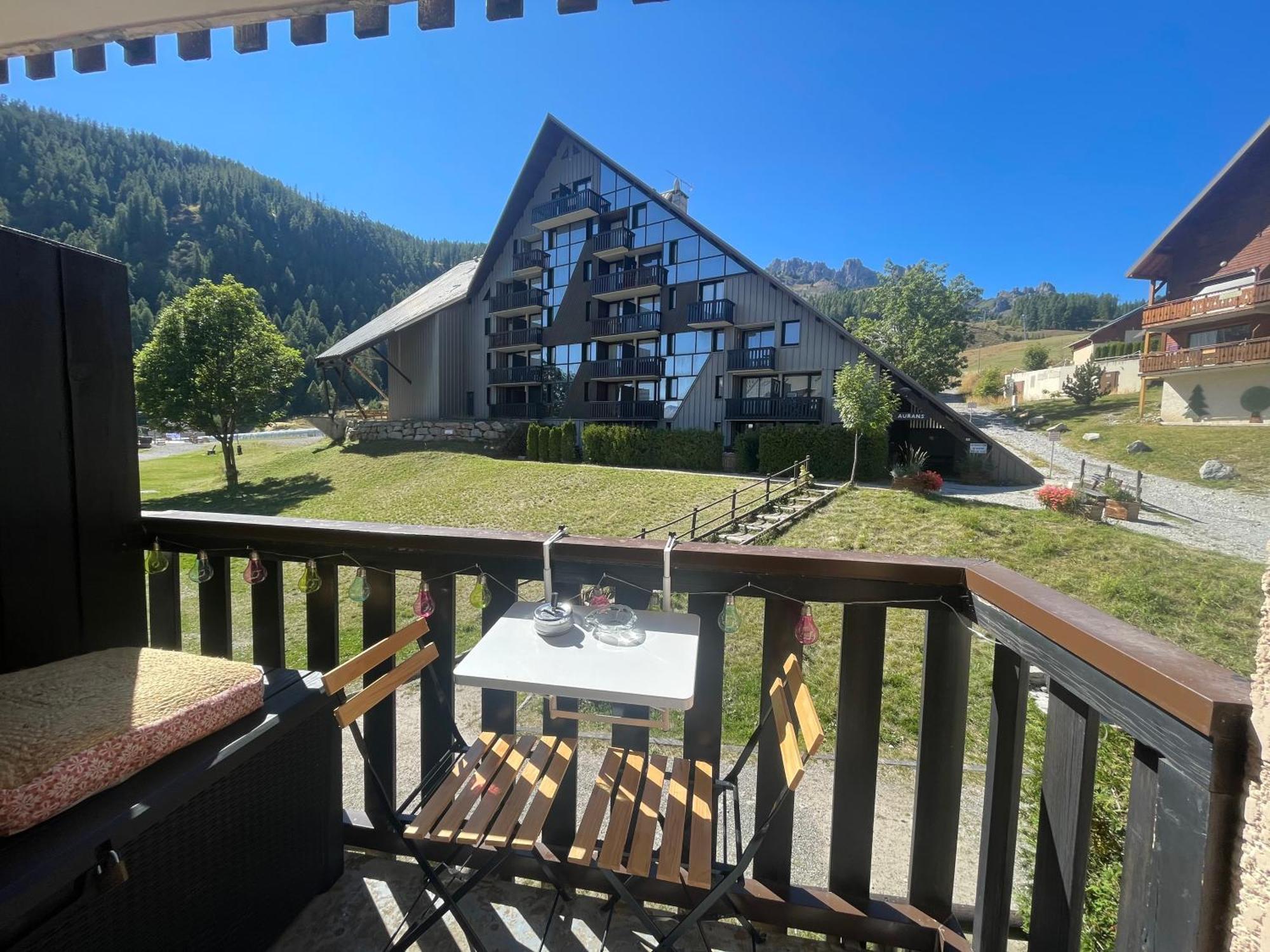 Appartement Pieds Des Pistes Réallon Buitenkant foto